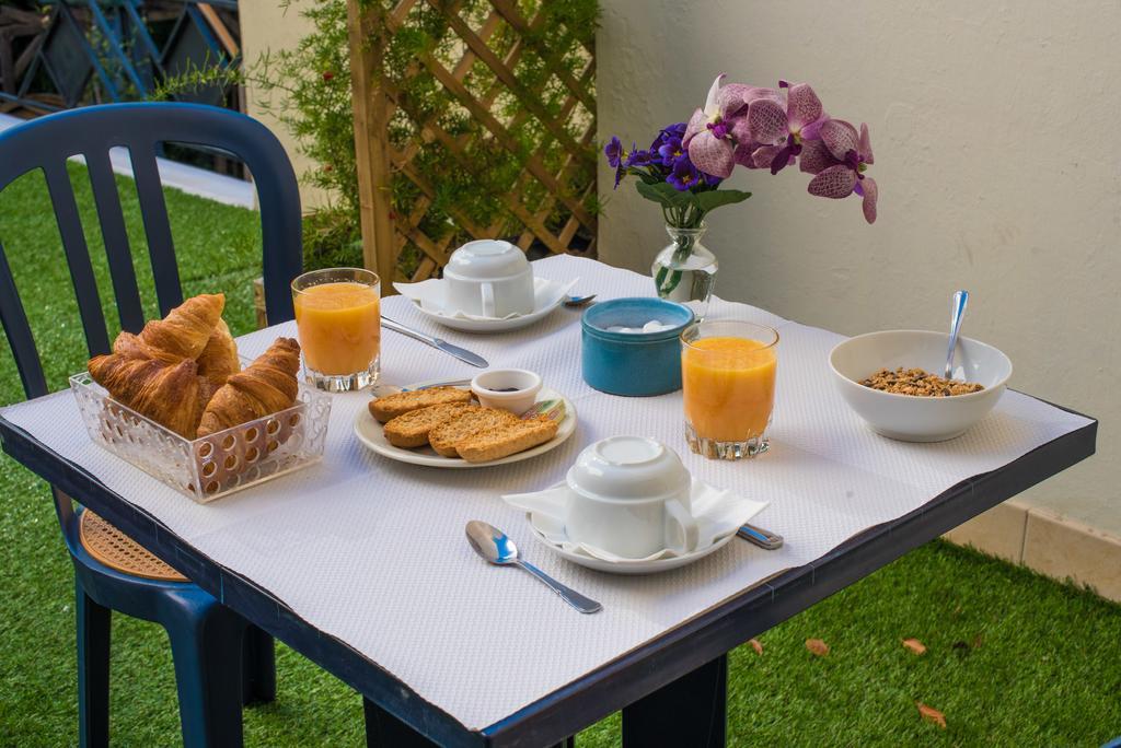 Brit Hotel Colbert Juan-les-Pins Eksteriør bilde