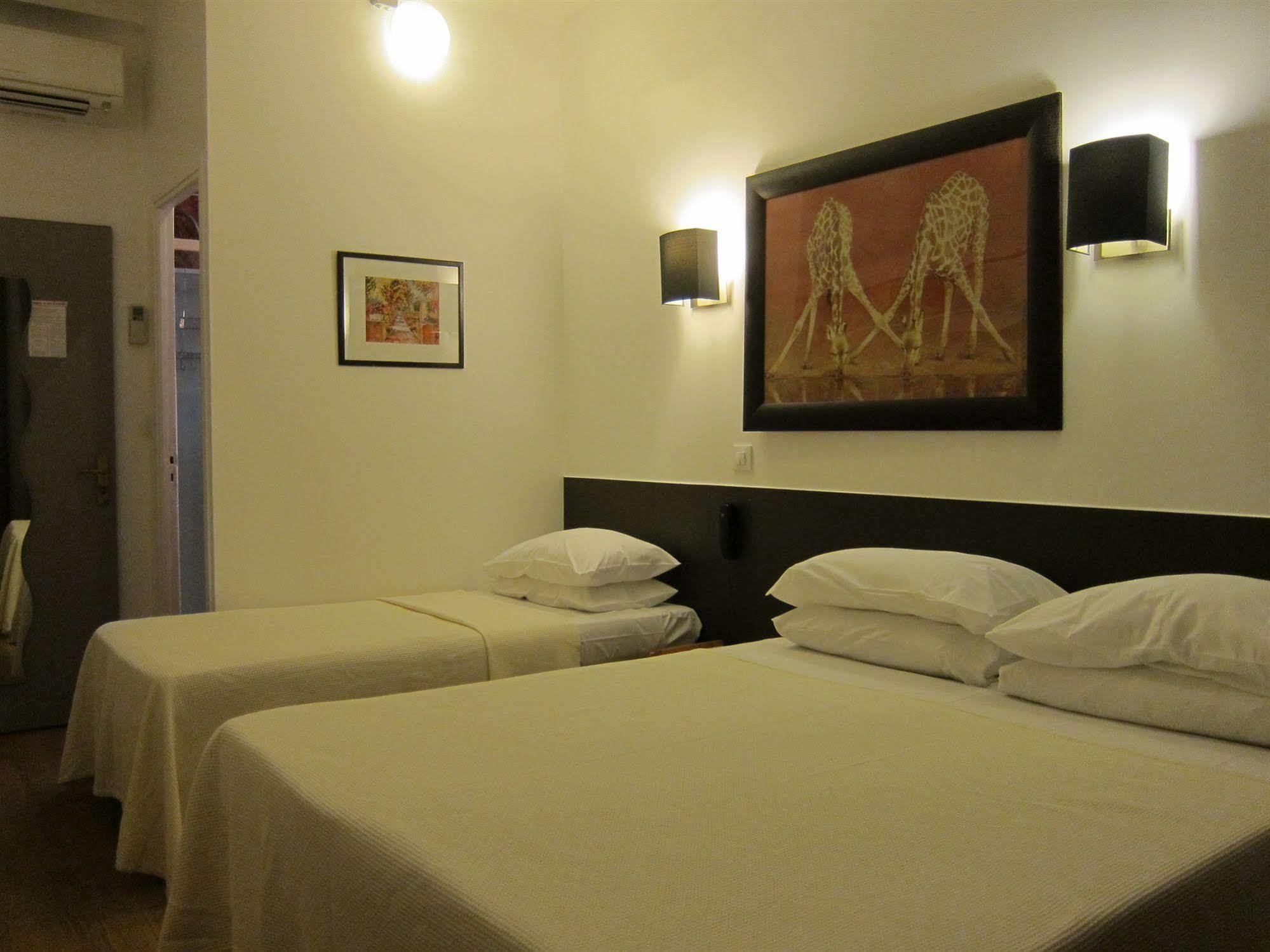 Brit Hotel Colbert Juan-les-Pins Eksteriør bilde