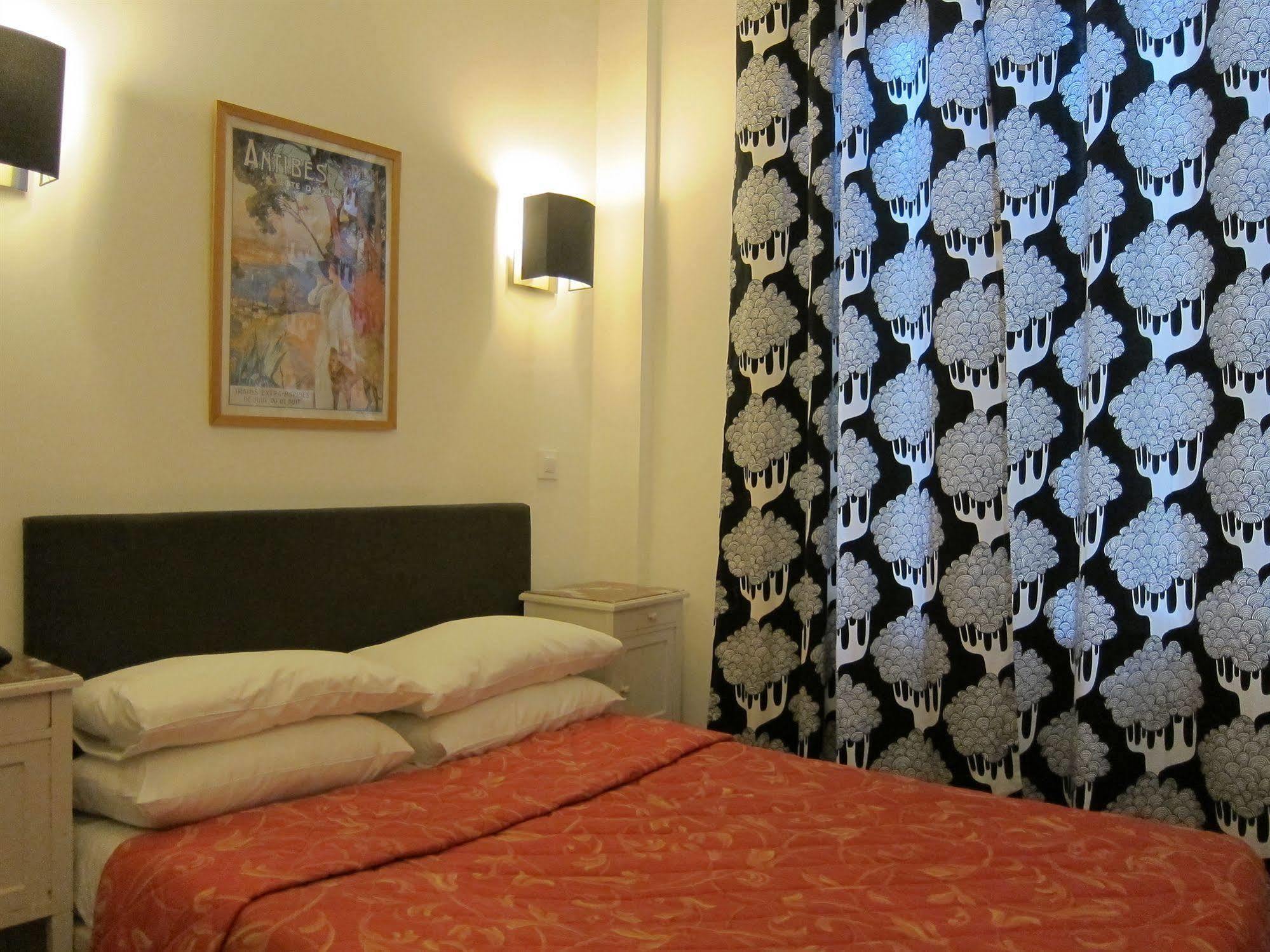 Brit Hotel Colbert Juan-les-Pins Eksteriør bilde